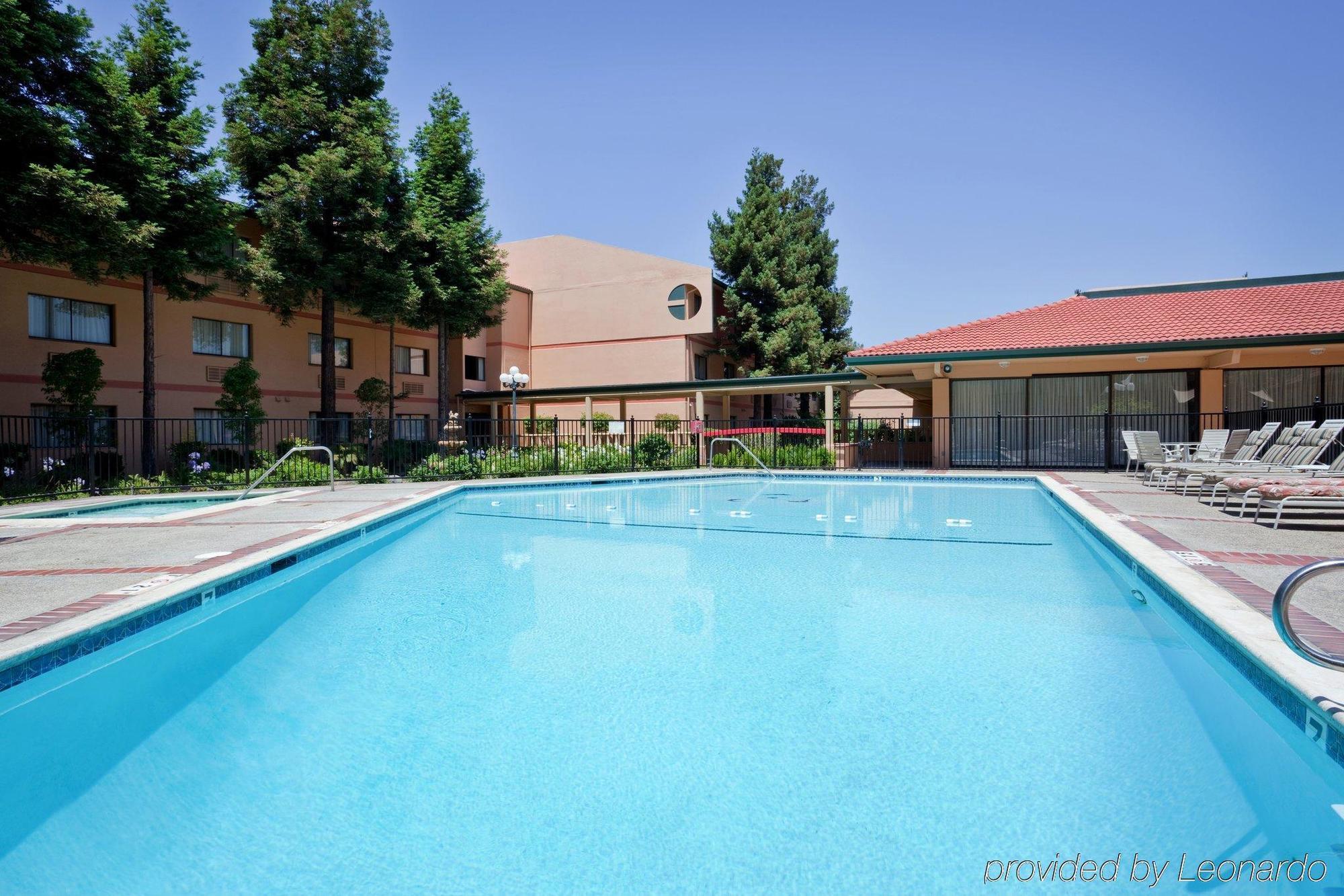 Crowne Plaza Silicon Valley North - Union City Exterior foto