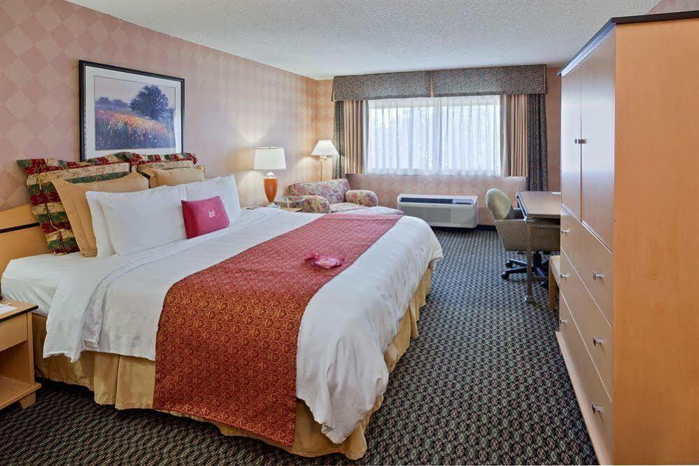 Crowne Plaza Silicon Valley North - Union City Exterior foto